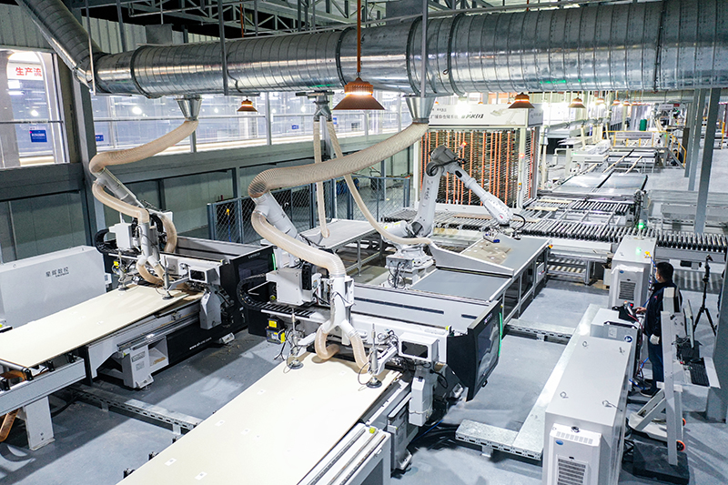 Live broadcast of the GoldenHome CNC intelligent manufacturing