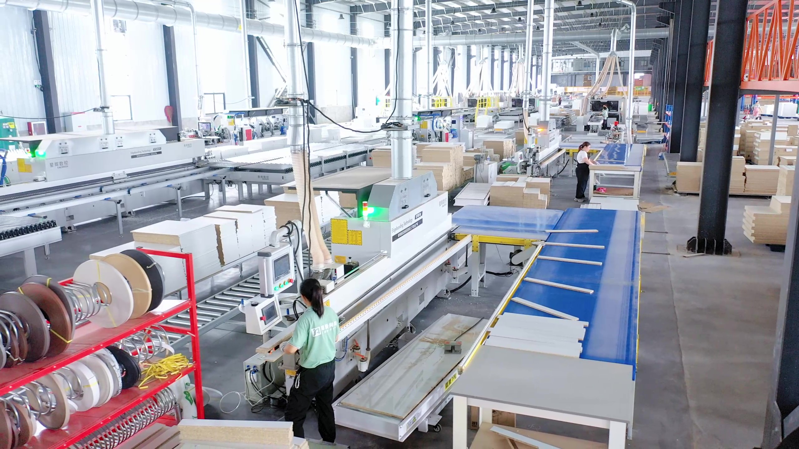 What Is an Edge Banding Return Conveyor Line?
