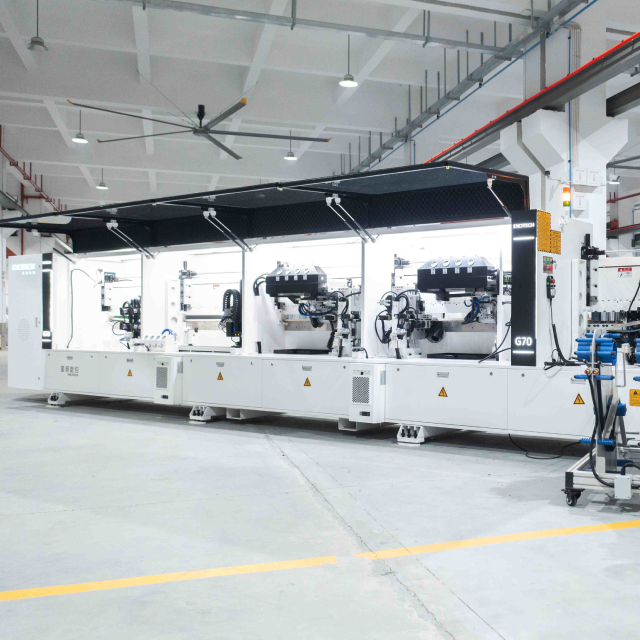 Excitech G70U: Heavy-Duty All-Servo Edgebander for Premium Custom Furniture