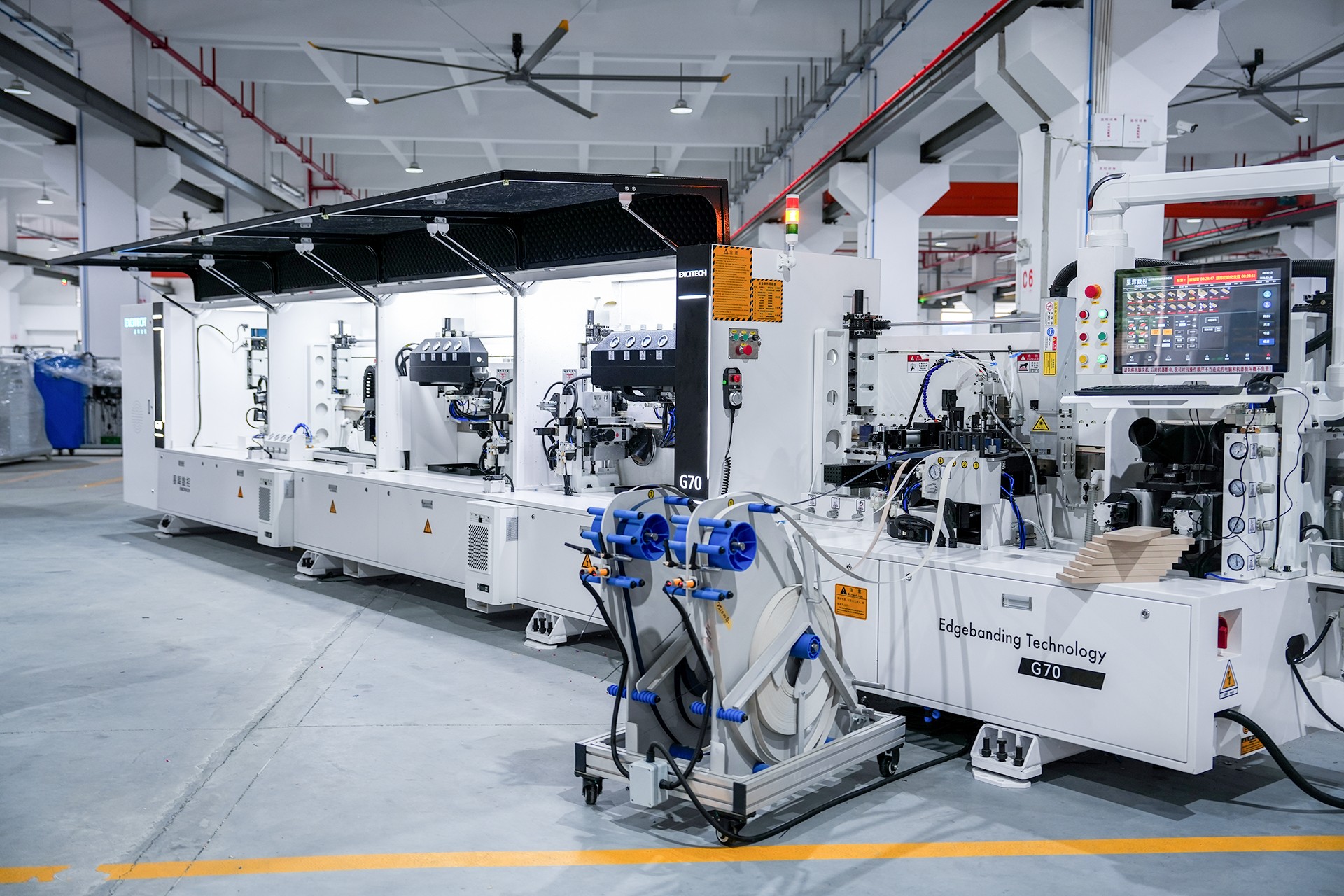 EXCITECH G70U Full-Servo Laser Edgebander | Adjustment-Free High-End Cabinet Production